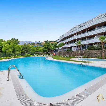 Sea View With Garden In Apartment *