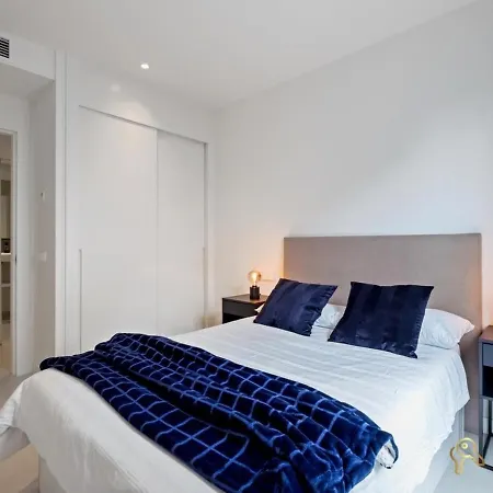 Apartment Sea View With Garden In Fuengirola