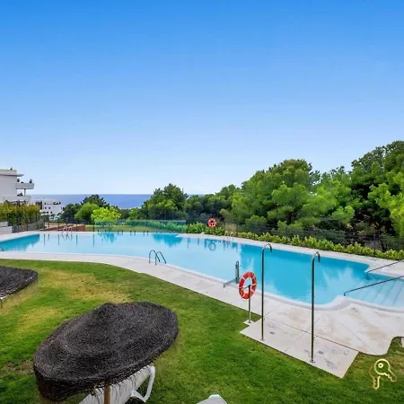 Sea View With Garden In Apartment *
