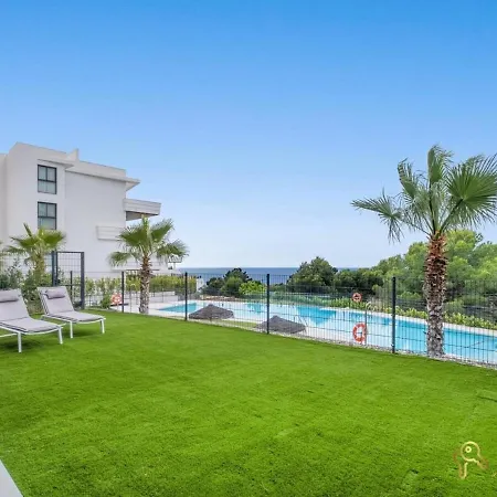 Sea View With Garden In