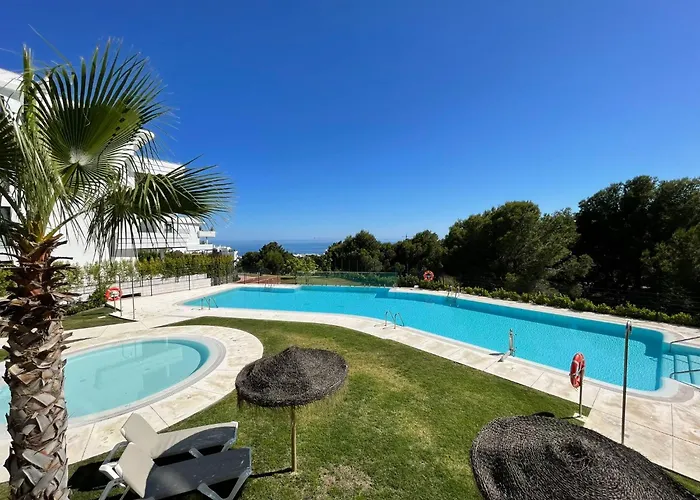 Sea View With Garden In