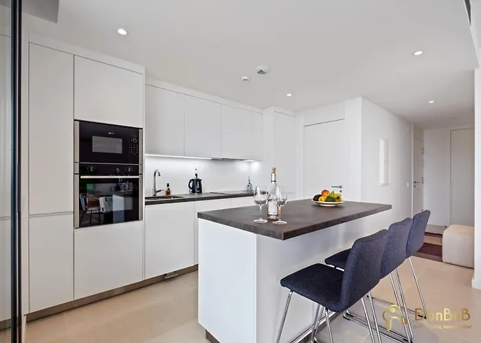 Sea View With Garden In Fuengirola