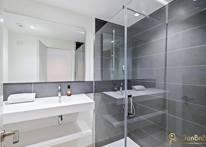 Sea View With Garden In * Fuengirola