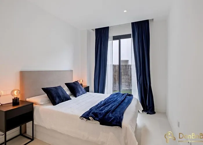 Sea View With Garden In *