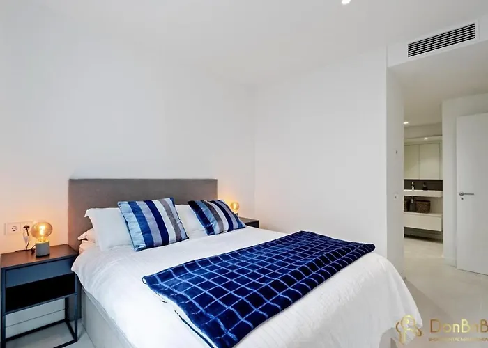 Sea View With Garden In